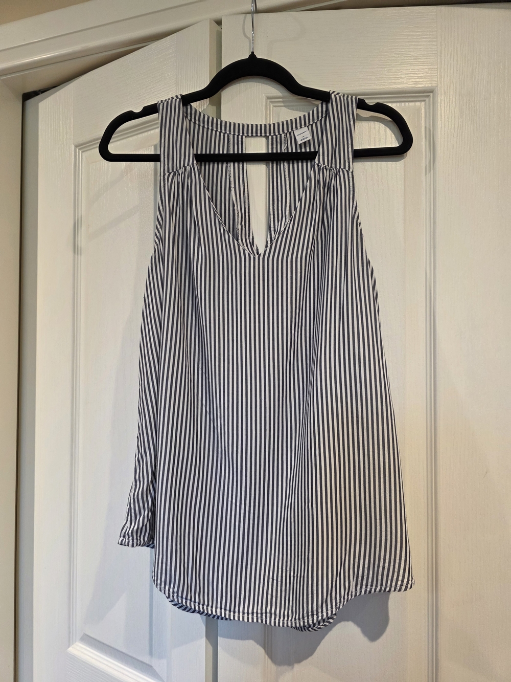 Old Navy Blue and White Striped Sleeveless V-Neck Camisole